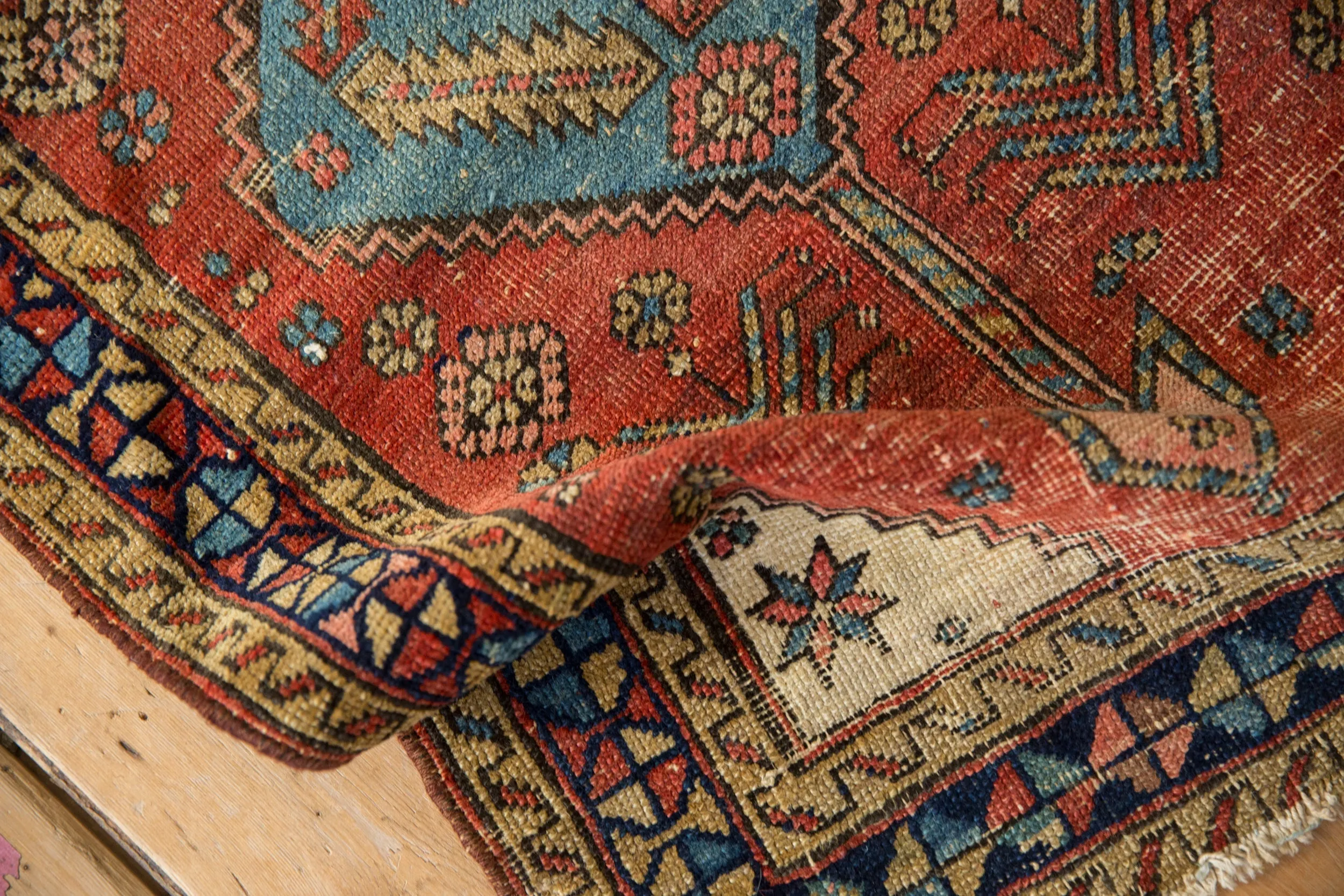 2.5x3.5 Antique Fine Heriz Rug