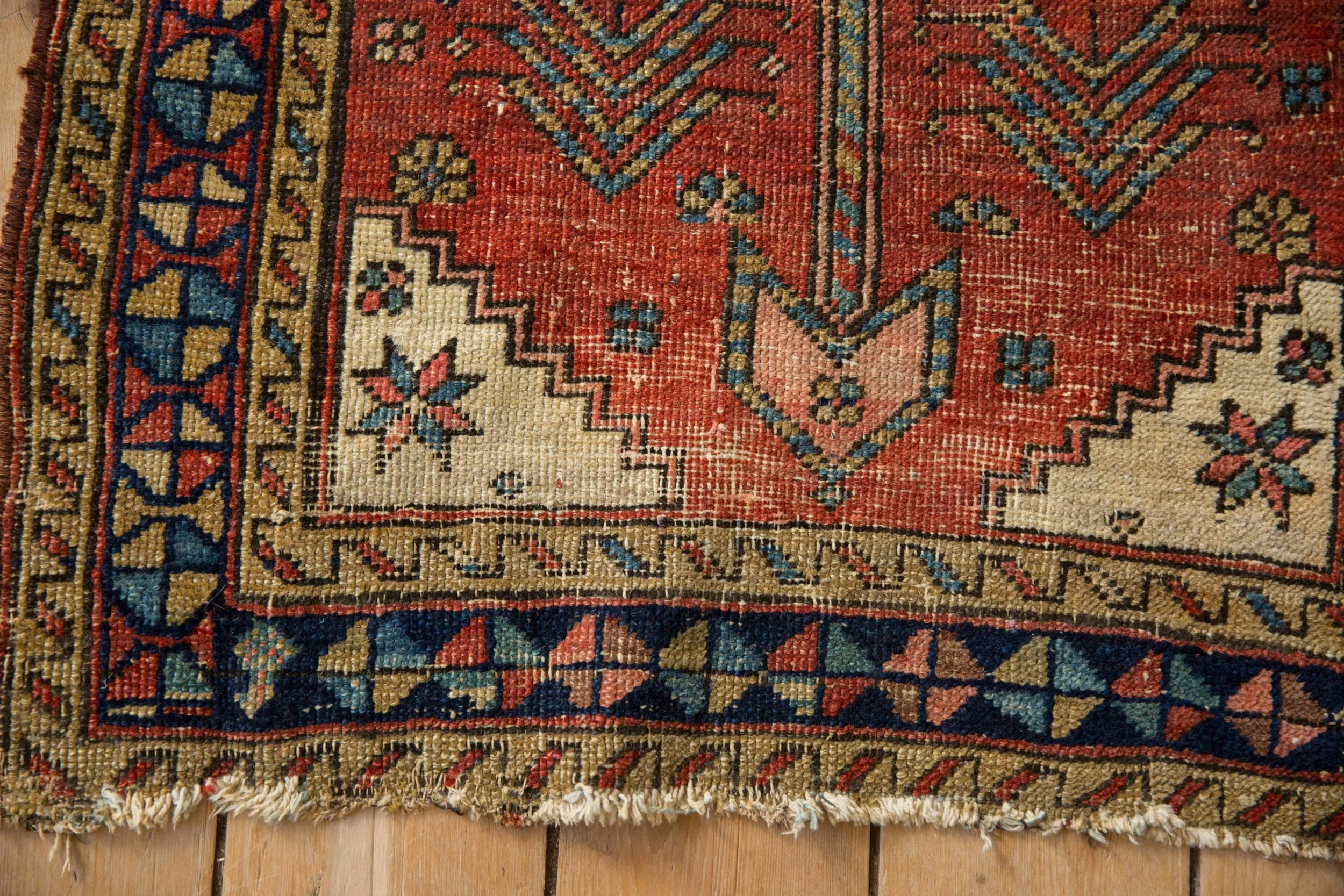2.5x3.5 Antique Fine Heriz Rug