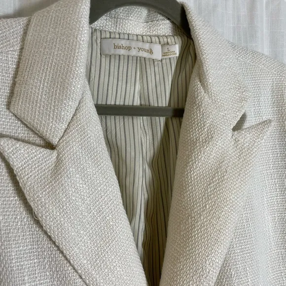Bishop   Young Anthropologie brand White Tweed Blazer Gold Buttons Size L