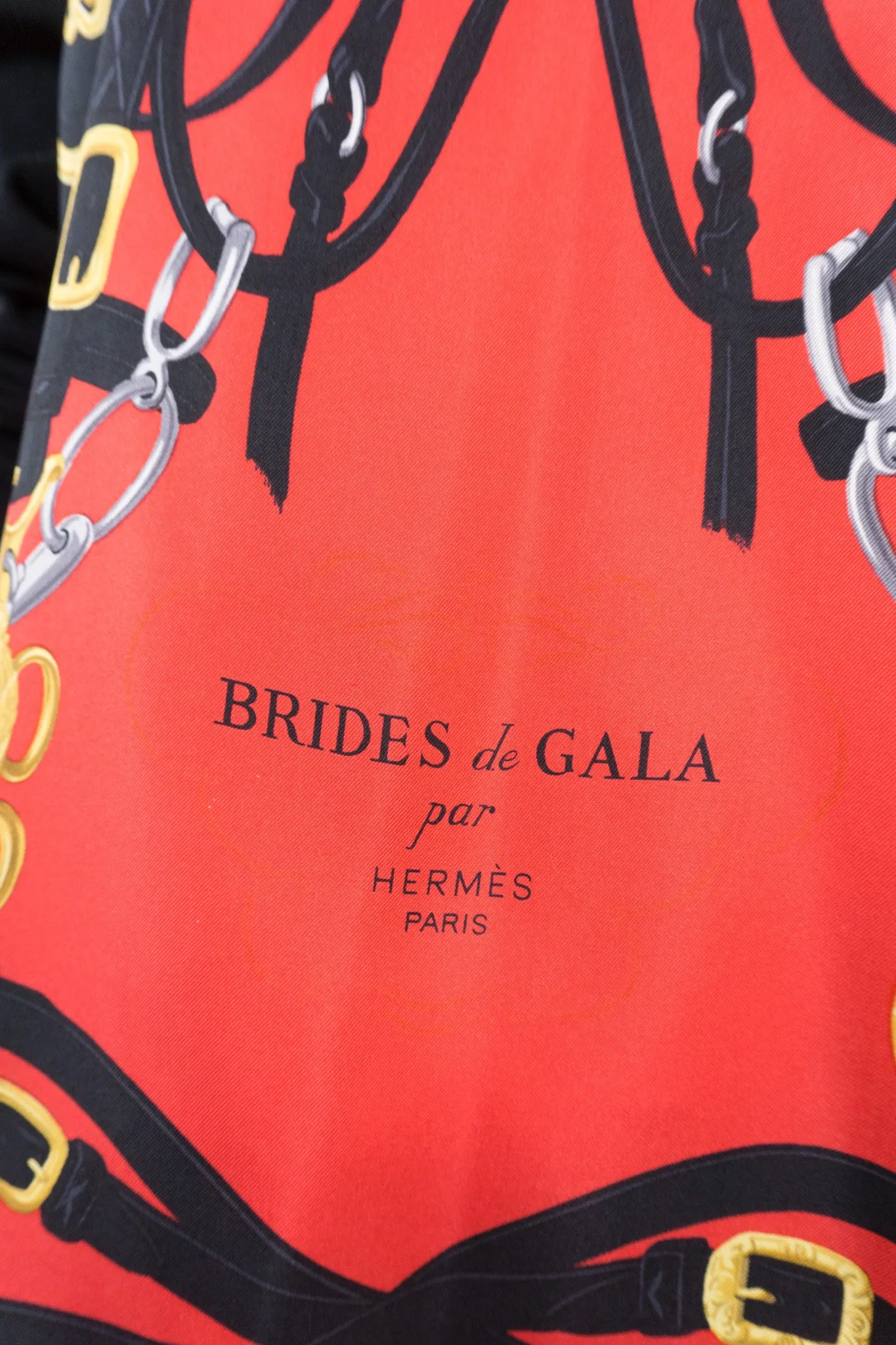 Brides de Gala Silk Scarf Sweater