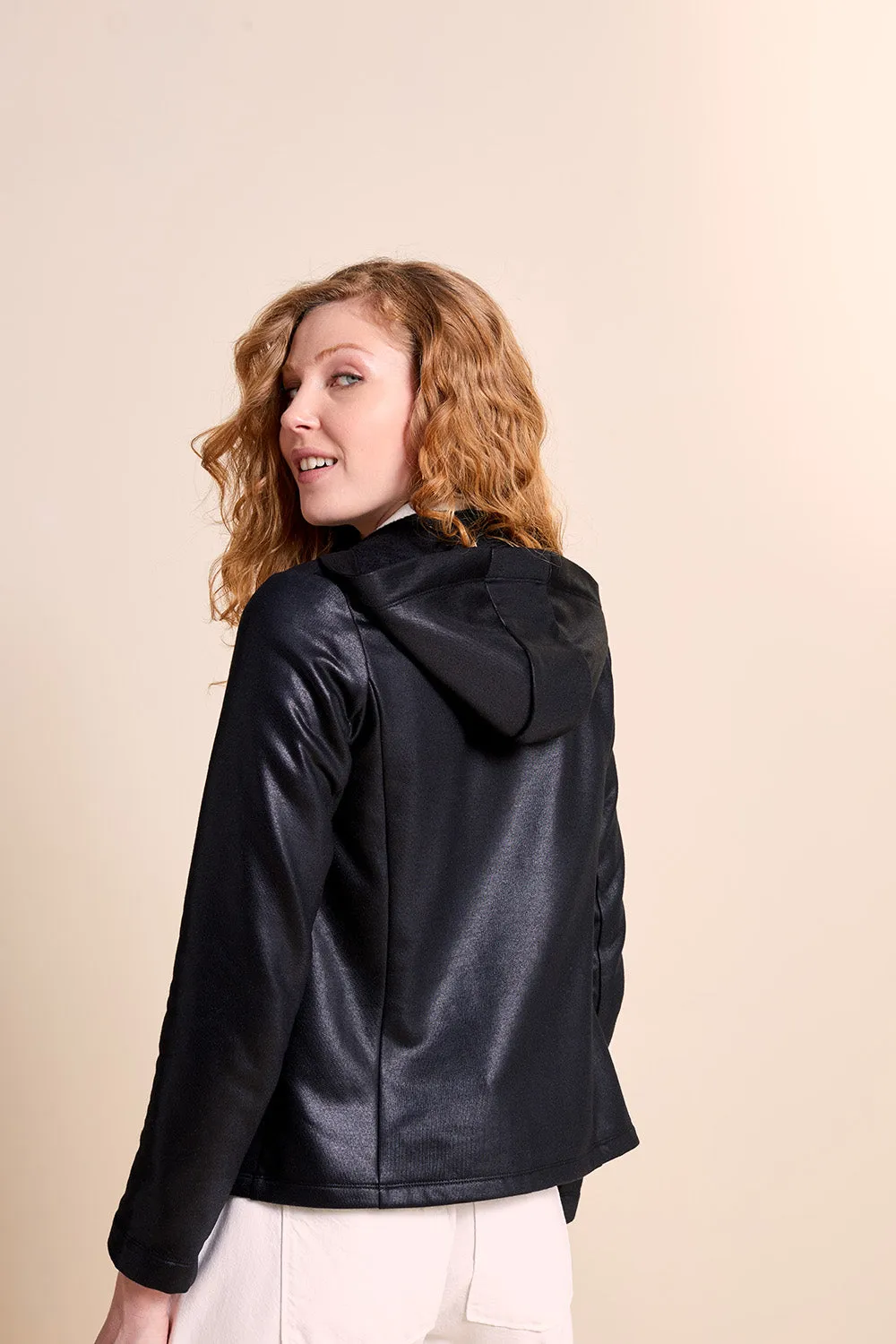 CADWAL - Cardigan noir à capuche en maille laquée