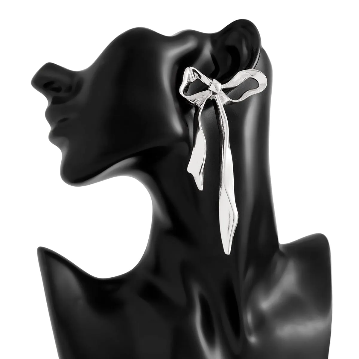 Chic Curved Ribbon Bowknot Stud Earrings