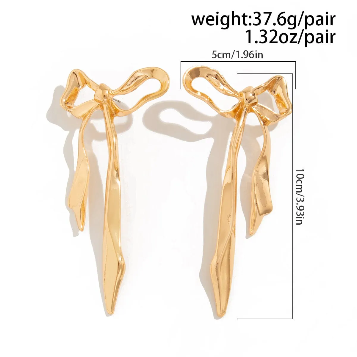 Chic Curved Ribbon Bowknot Stud Earrings