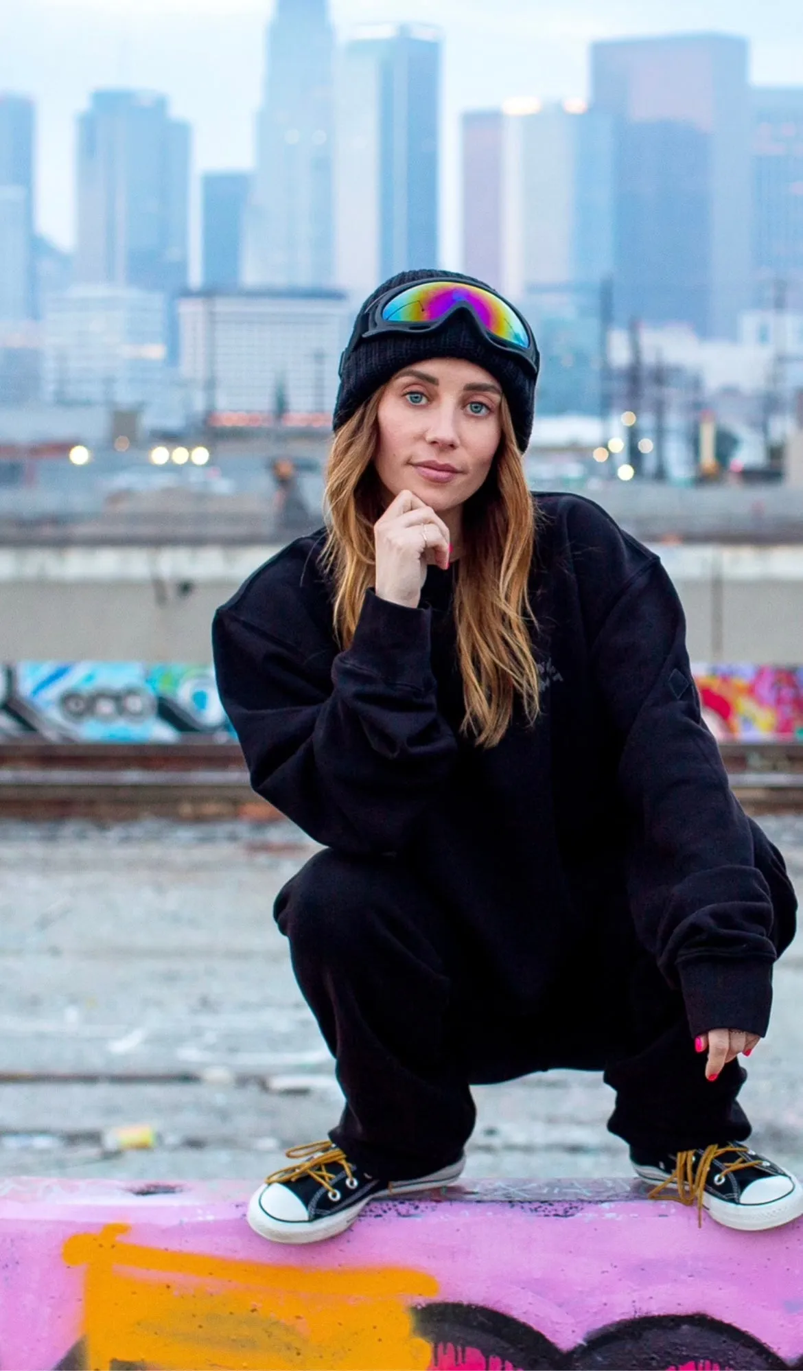 Crewnecks - Black