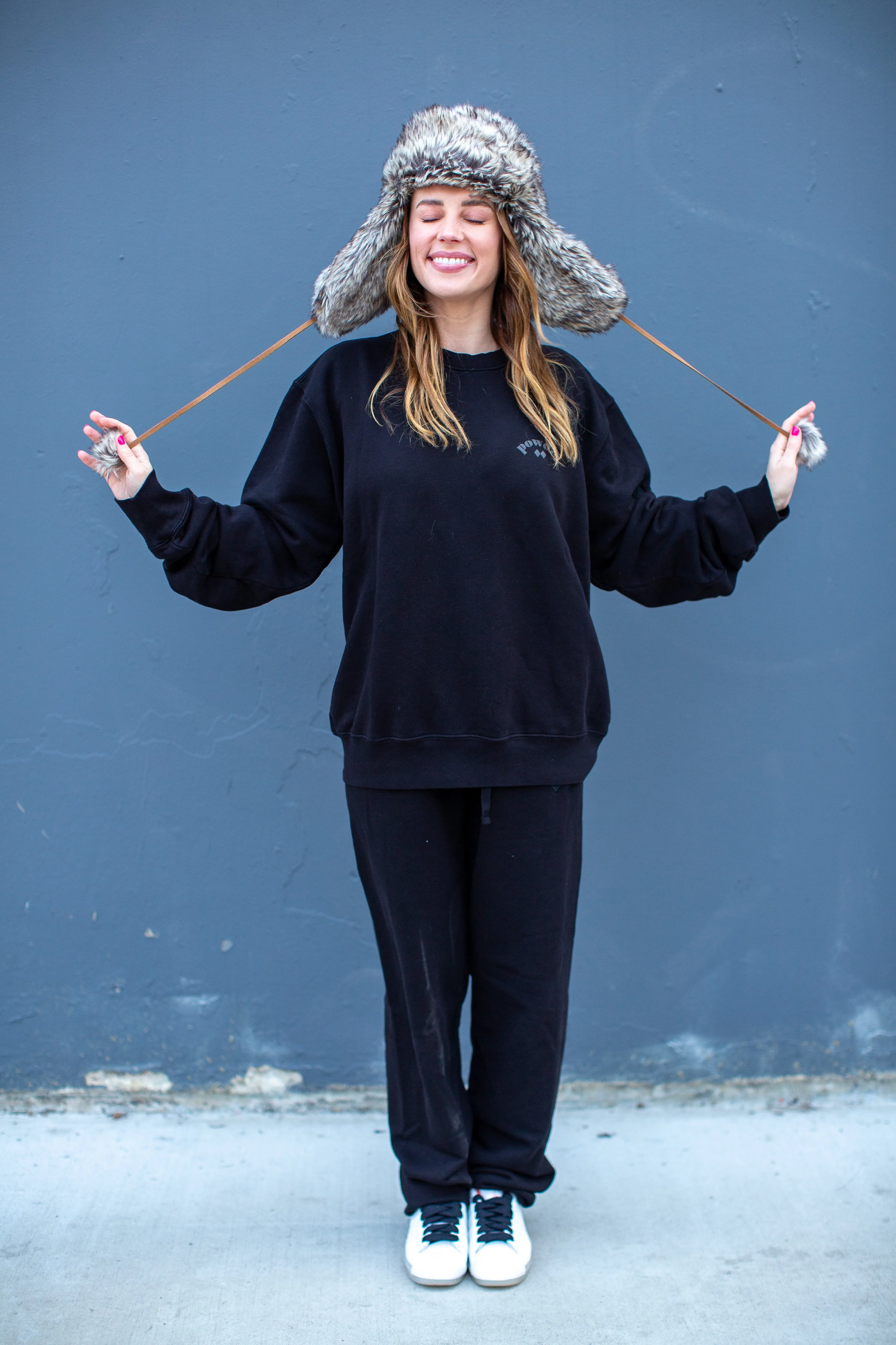 Crewnecks - Black