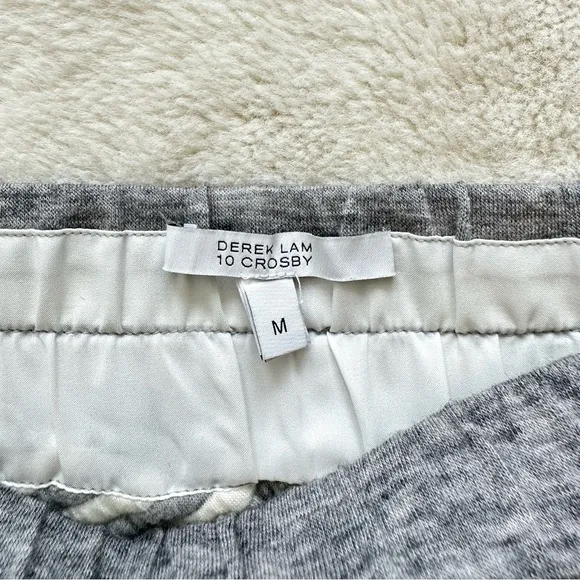 Derek Lam 10 Crosby women chevron shorts size M NWT!!!