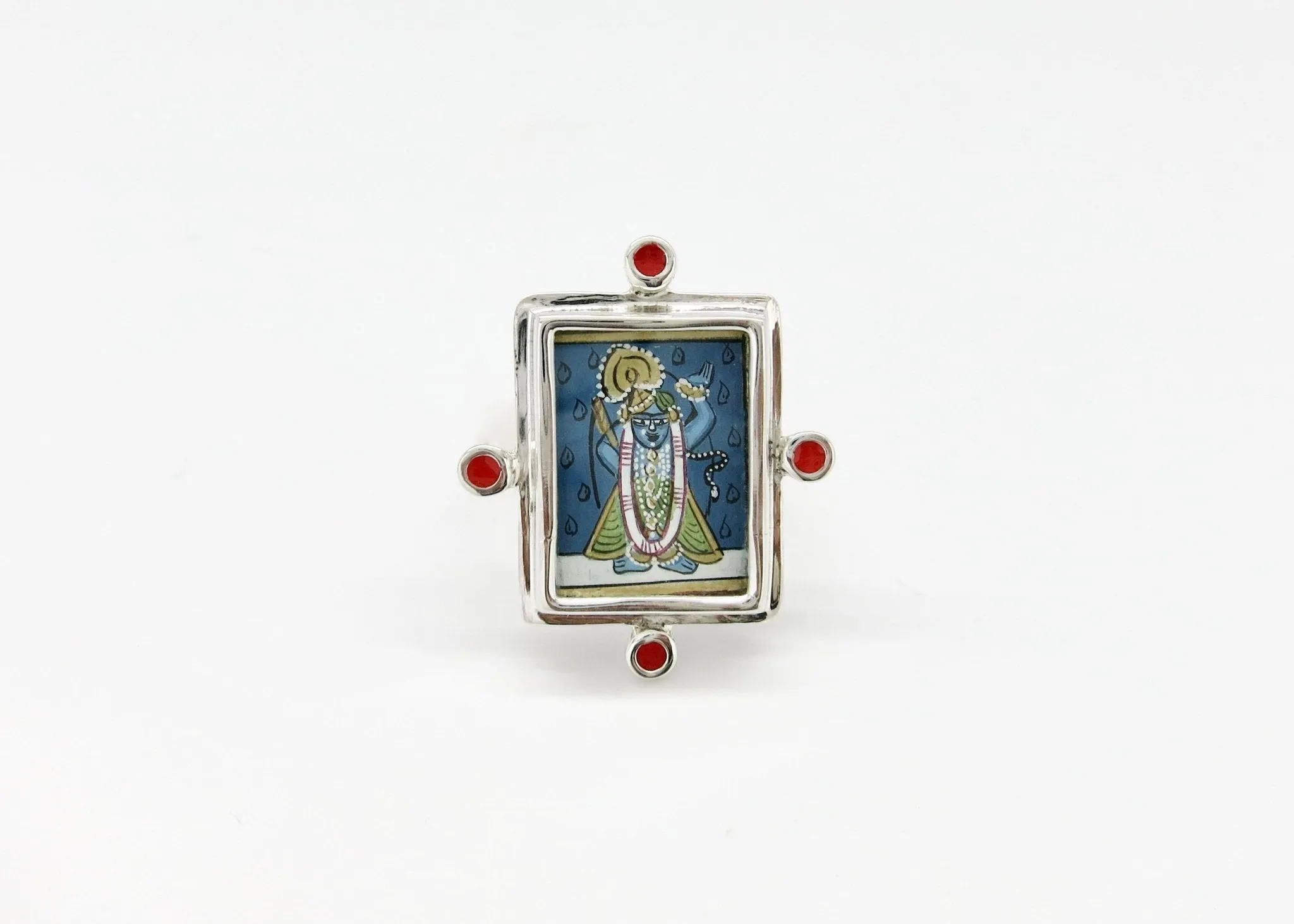 Elegant, dapper, and super chic, Shrinathji (Krishna) ring