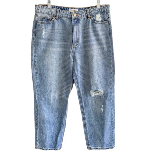 EVIDNT Los Angeles Distressed Cropped Jeans - Size 31, Stylish &amp; Modern