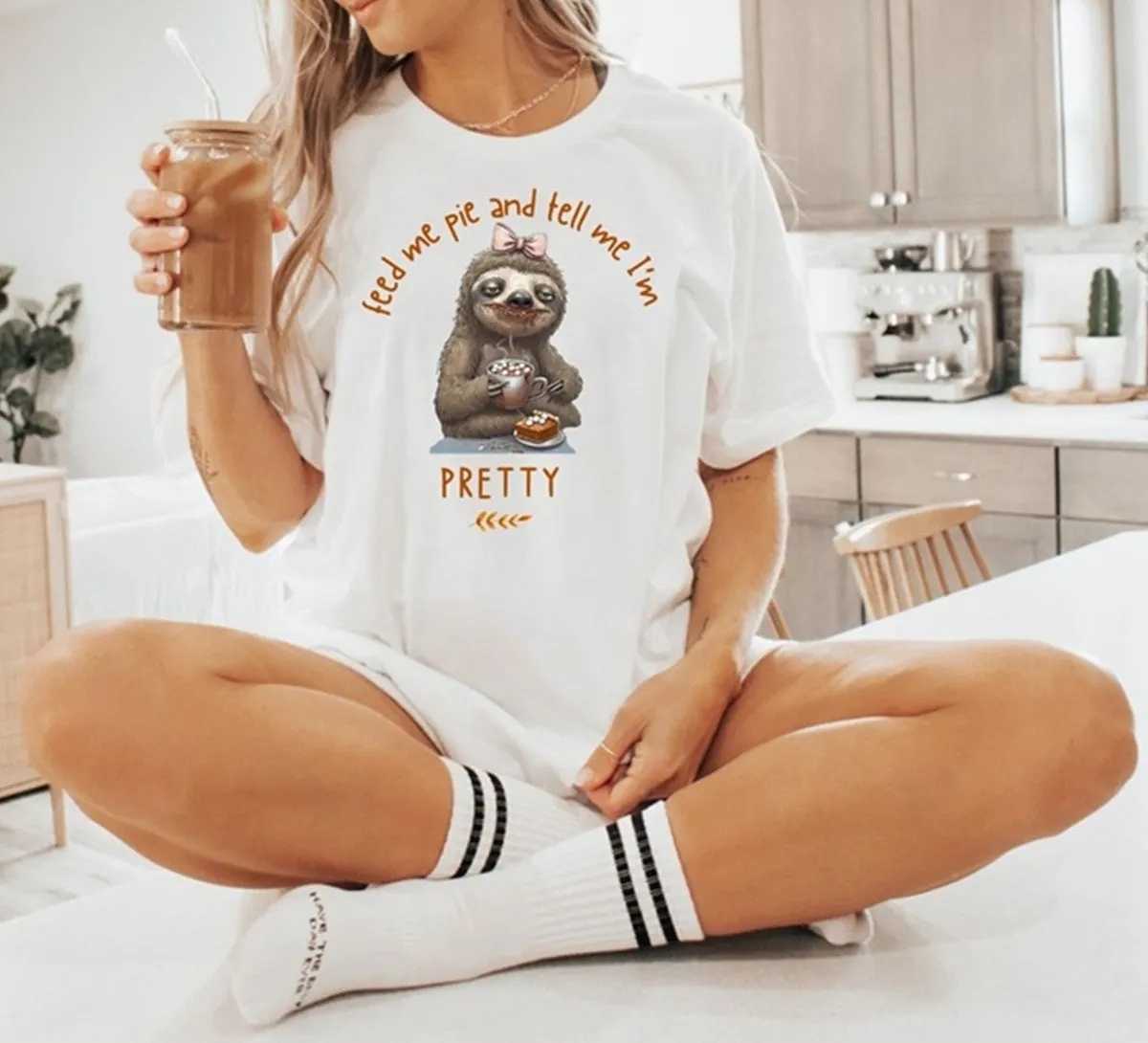 Funny Thanksgiving Feed Me Pie And Tell Me I'm Pretty Women's T-Shirt