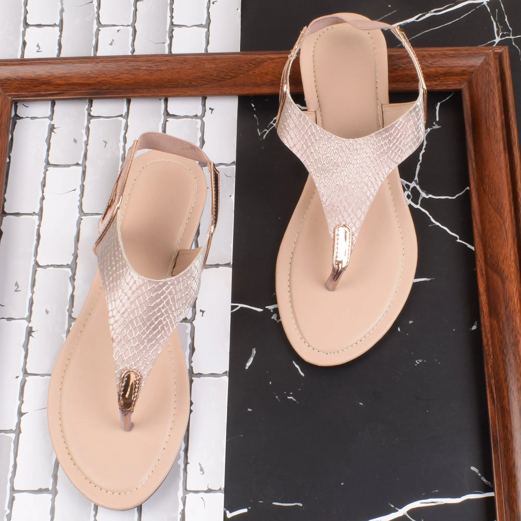 Graceful & Stylish Casual Comfortable Flats Fashion Slippers