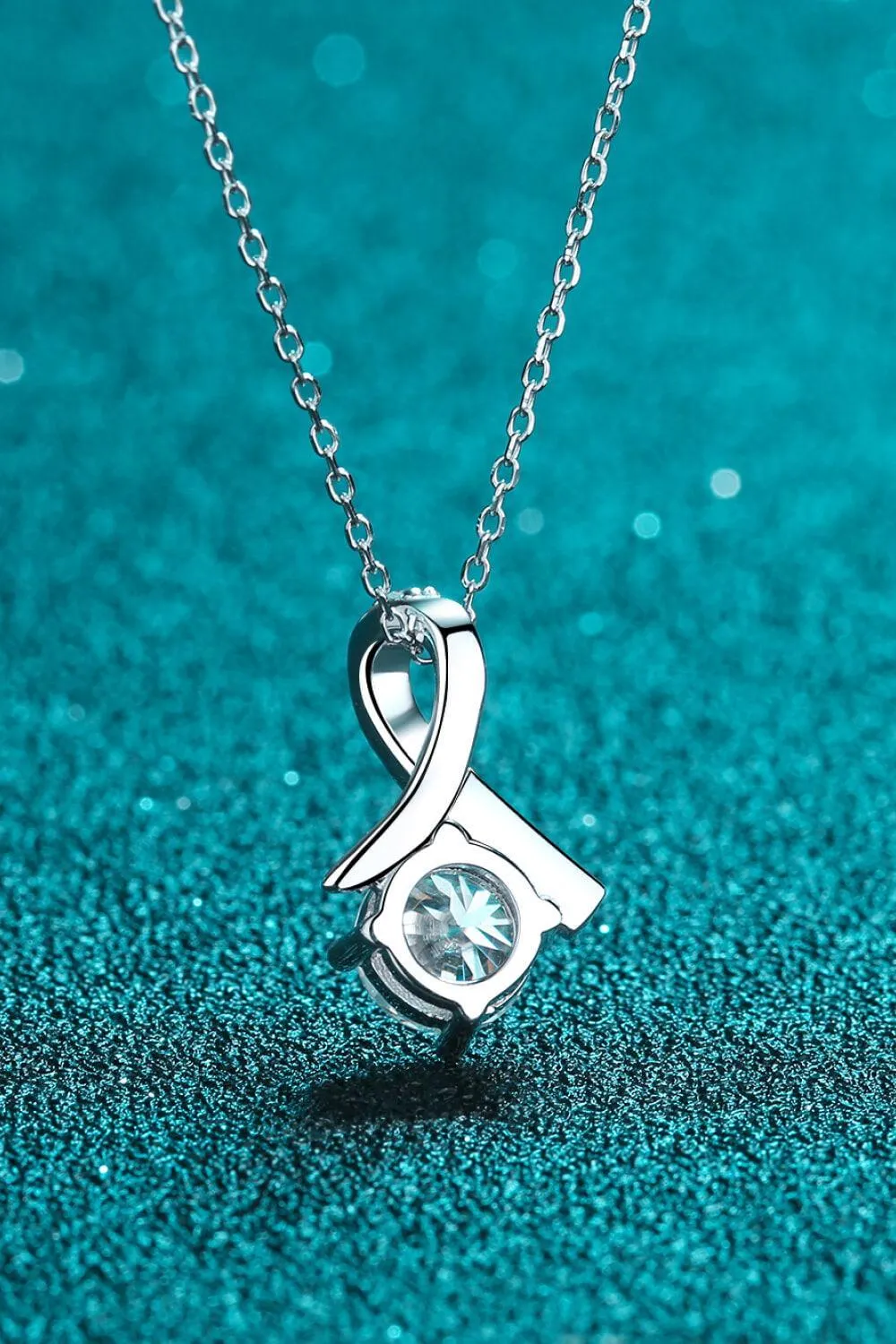Hazel Blues® | Unique and Chic Moissanite Pendant Necklace