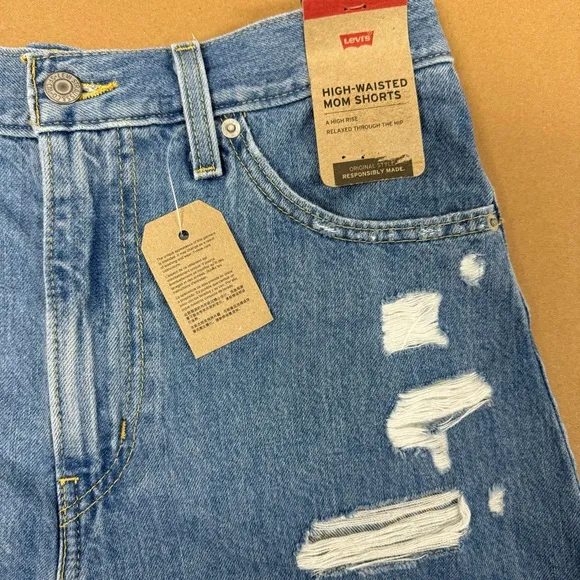 HIGH RISE HIGH WAIST DISTRESSED MOM SHORTS