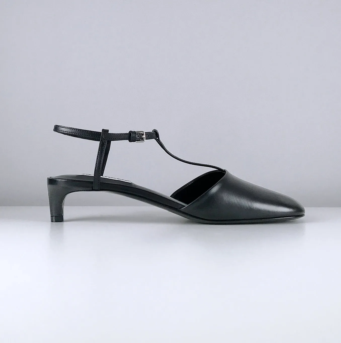 HIGH SANDAL