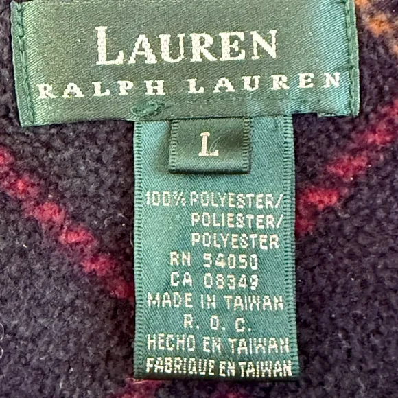 Lauren Ralph Lauren Stylish plaid fleece zip-up jacket with a classic design.