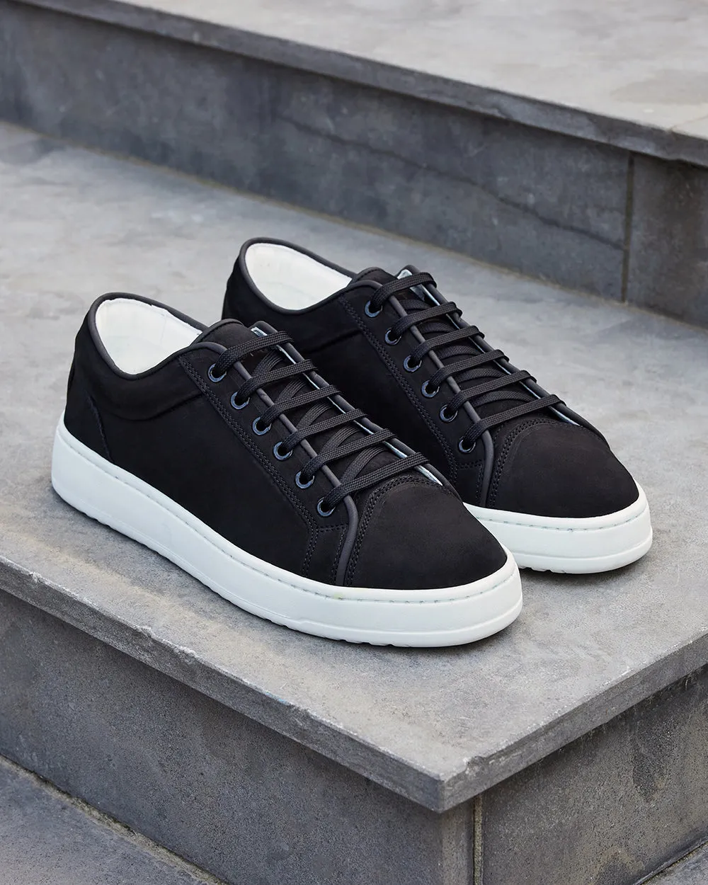 LT 01 Shades Nubuck Jet Black