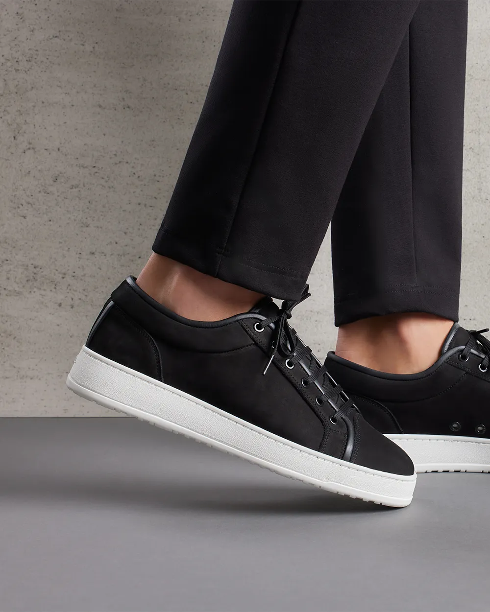 LT 01 Shades Nubuck Jet Black