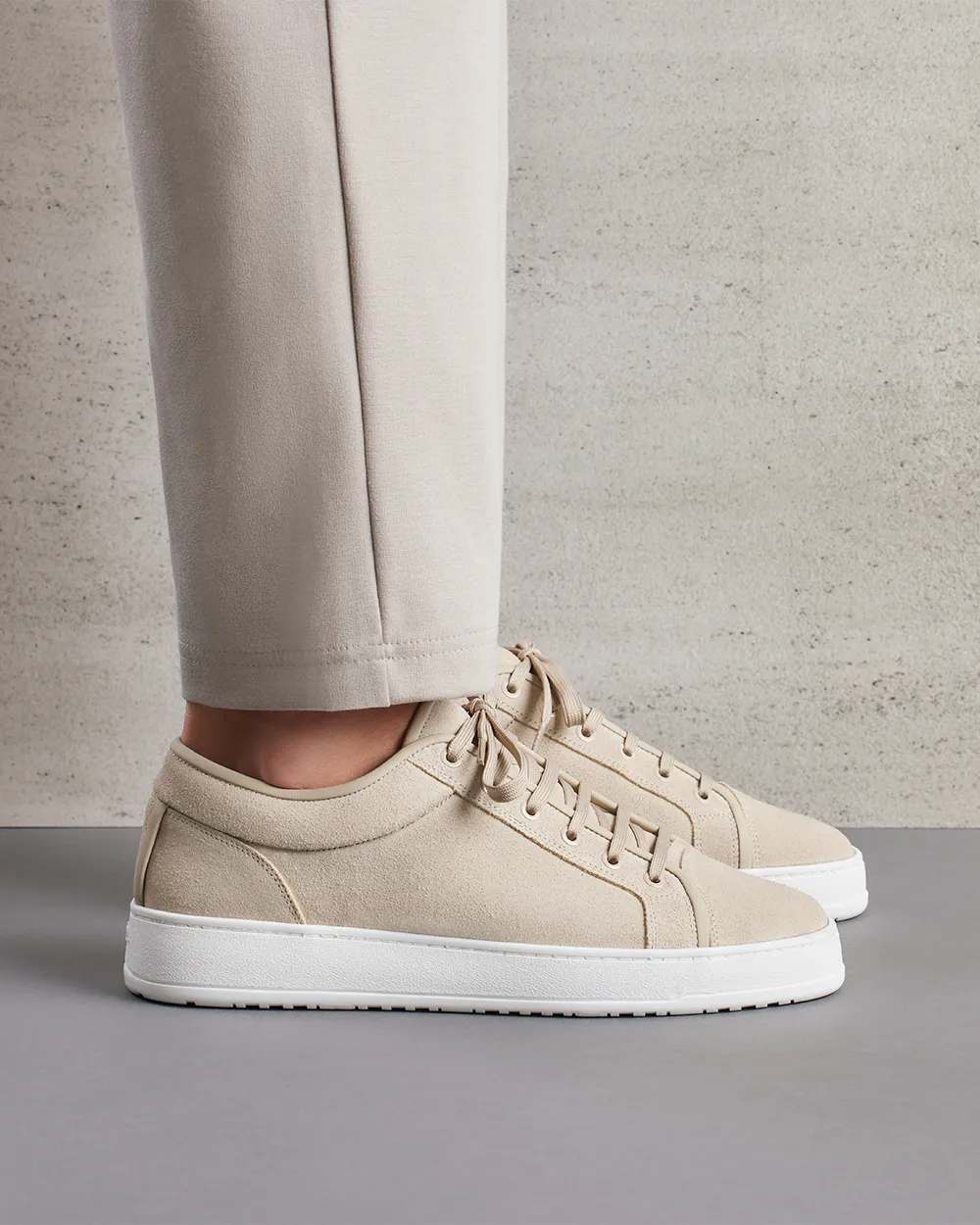 LT 01 Shades Suede Sand