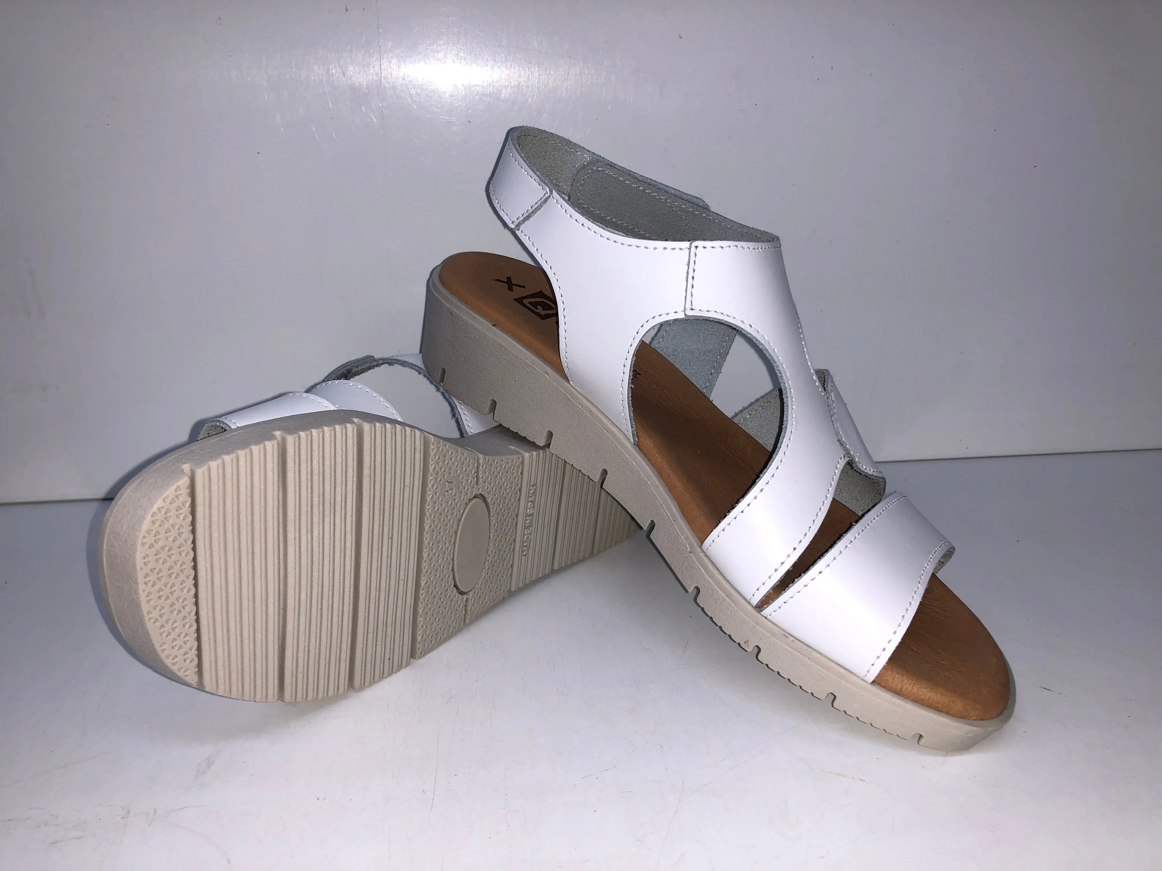 M 350 MILA WHITE
