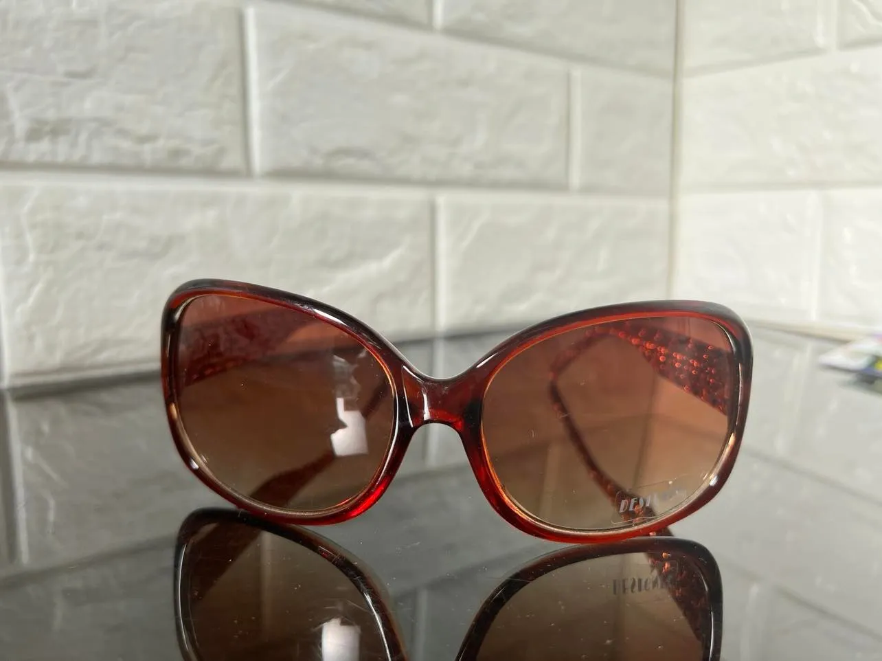 New Designer Rep. Sunglasses, 400 UV Protection! Stylish Gradient Lenses! Burnt Orange