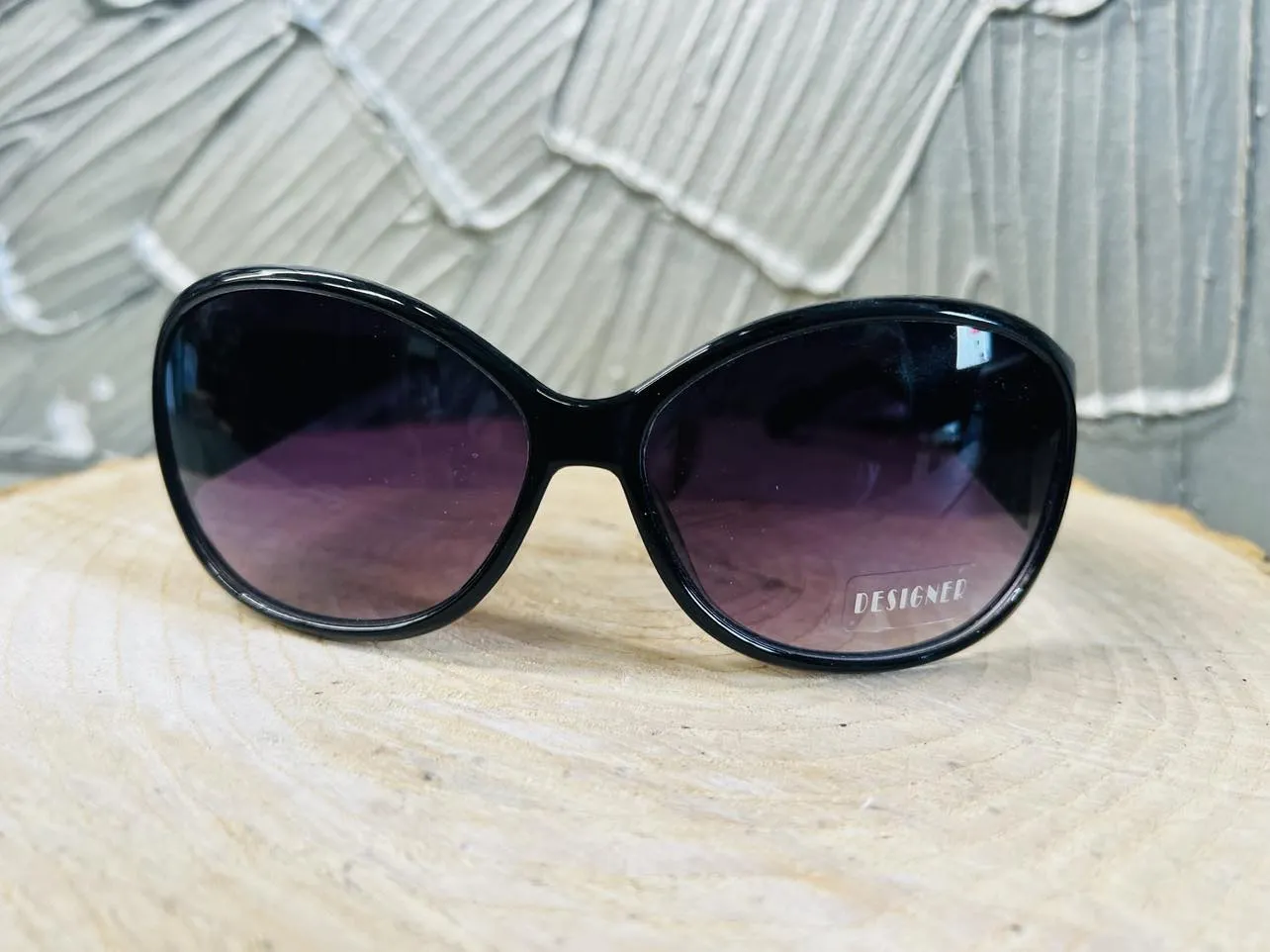 NEW Designer Rep. Sunglasses, 400 UV Protection! Stylish Purple Gradient Lenses! 88
