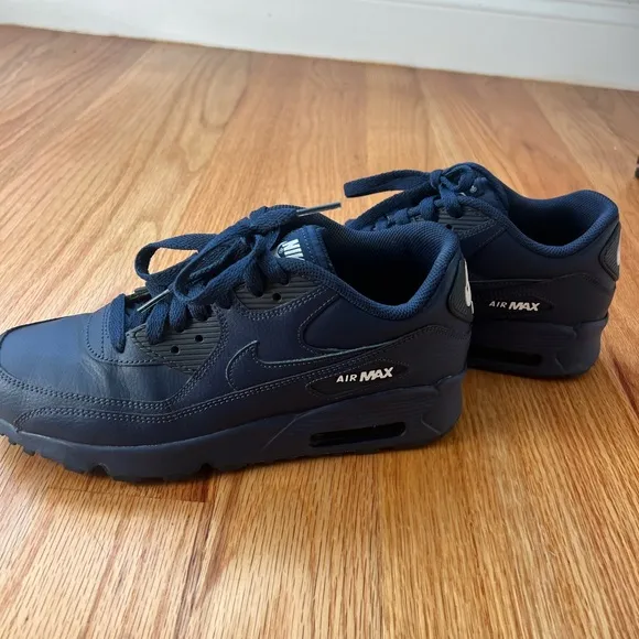 Nike Air Max 90 Navy Blue Sneakers 6.5Y