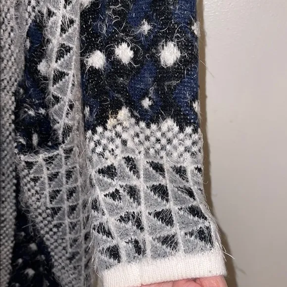 🤎Piccadilly Black and Grey Patterned Fuzzy Warm Sweater