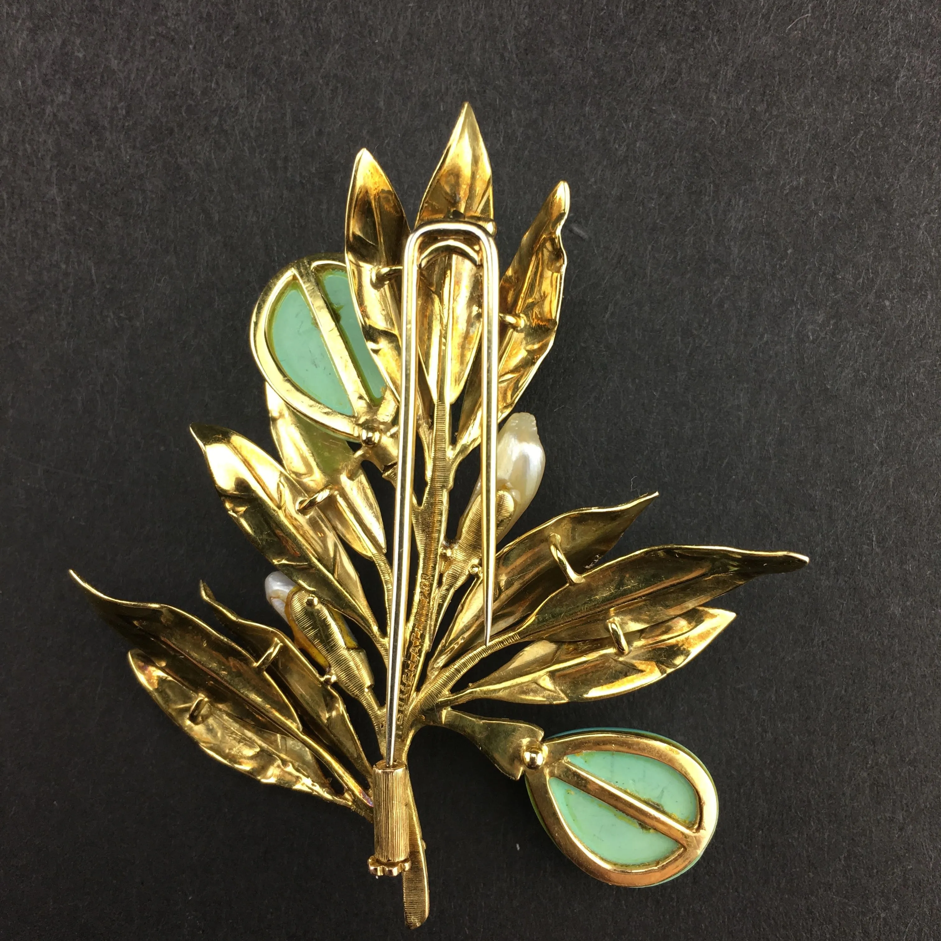 SOLD Mario Buccellati yellow gold, turquoise and pearl flower brooch