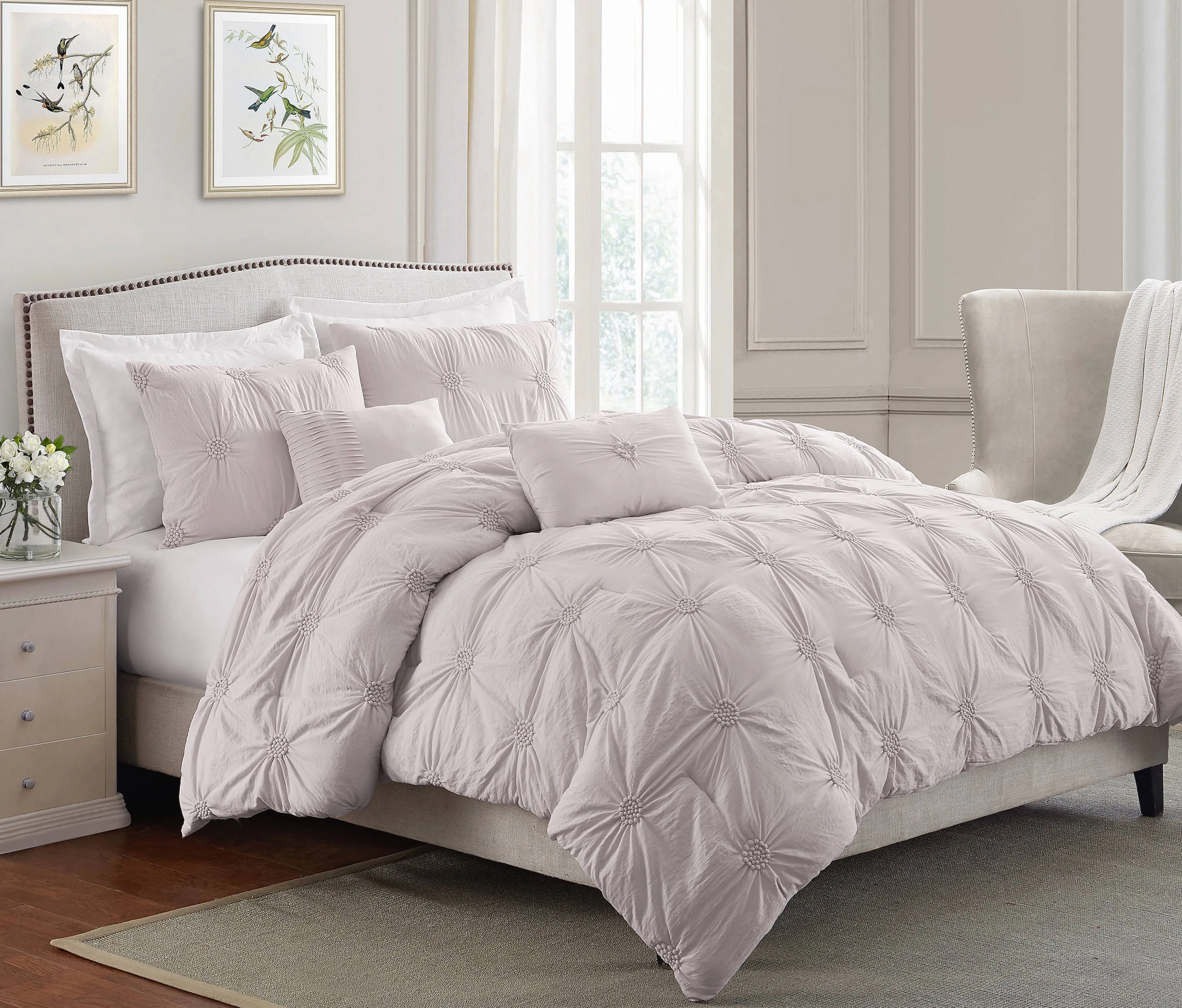 Stylish Extra Plush Comfort Floral Pin-tuck Comforter Set in Blush, Size Full/Queen!