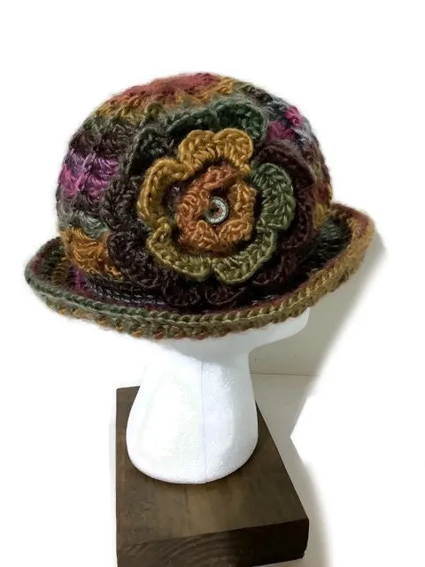 THE BROWN ÑUSTA  (an Inca princess in Quechua) HAT, handmade beanie, crochet hat, woman's size, cloché hat.