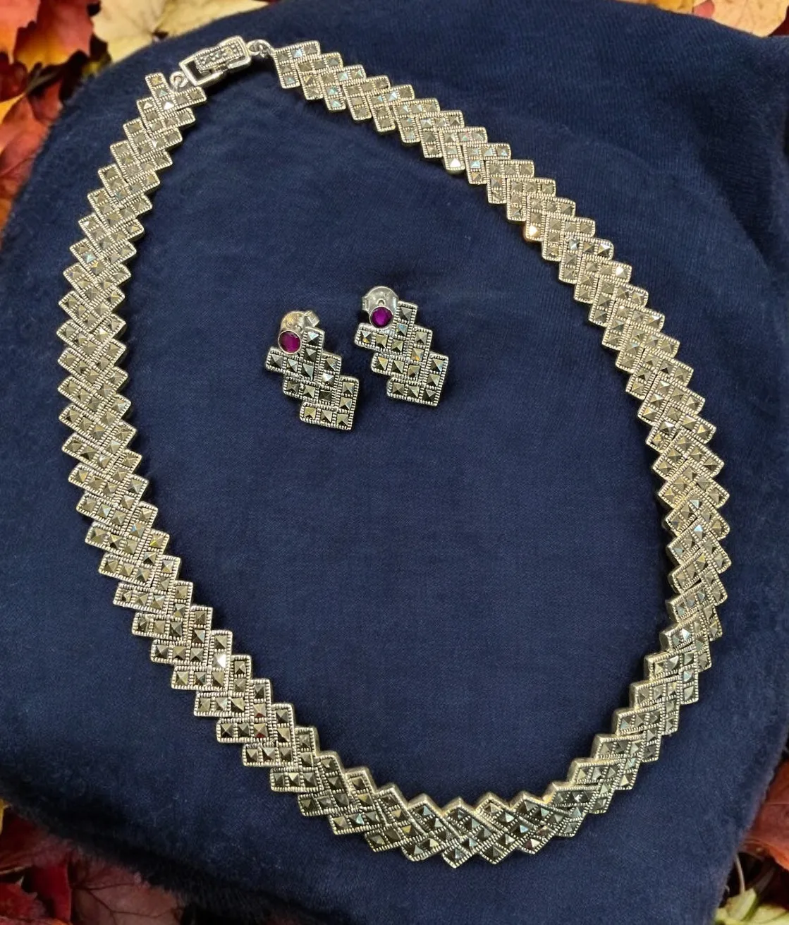 The Edgy Chic Silver Marcasite Necklace & Earrings (Red)
