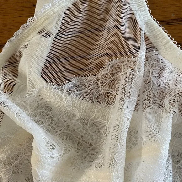 Wacoal Cream Retro Chic Full Figure Lace Underwire B…