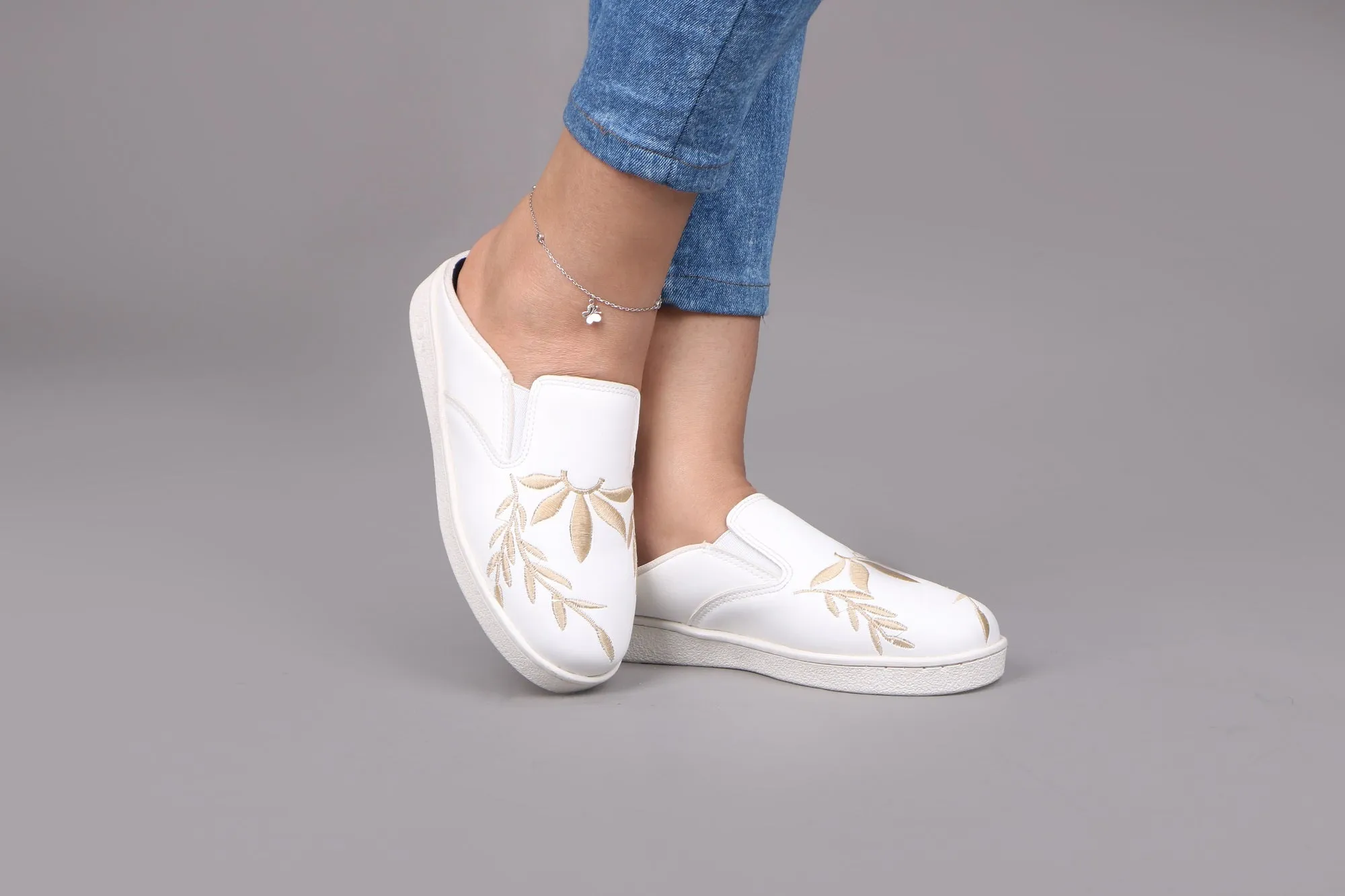 Women's Sneakers 4011M